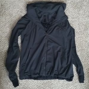 EUC Lululemon Black Jacket Size 10